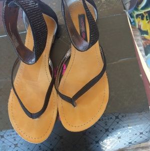 Size 8m beautiful and sparkly sandles